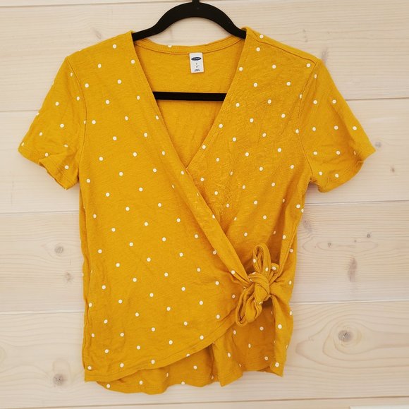 💥2/$30💥 Textured Wrap-Front Side-Tie Yellow Dots - Picture 2 of 4